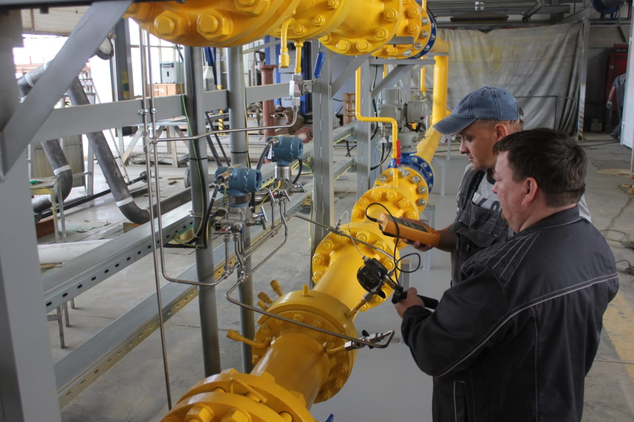 WEST OIL: 35 адамнан бастап мұнай-газ саласындағы жетекші мердігерге дейін