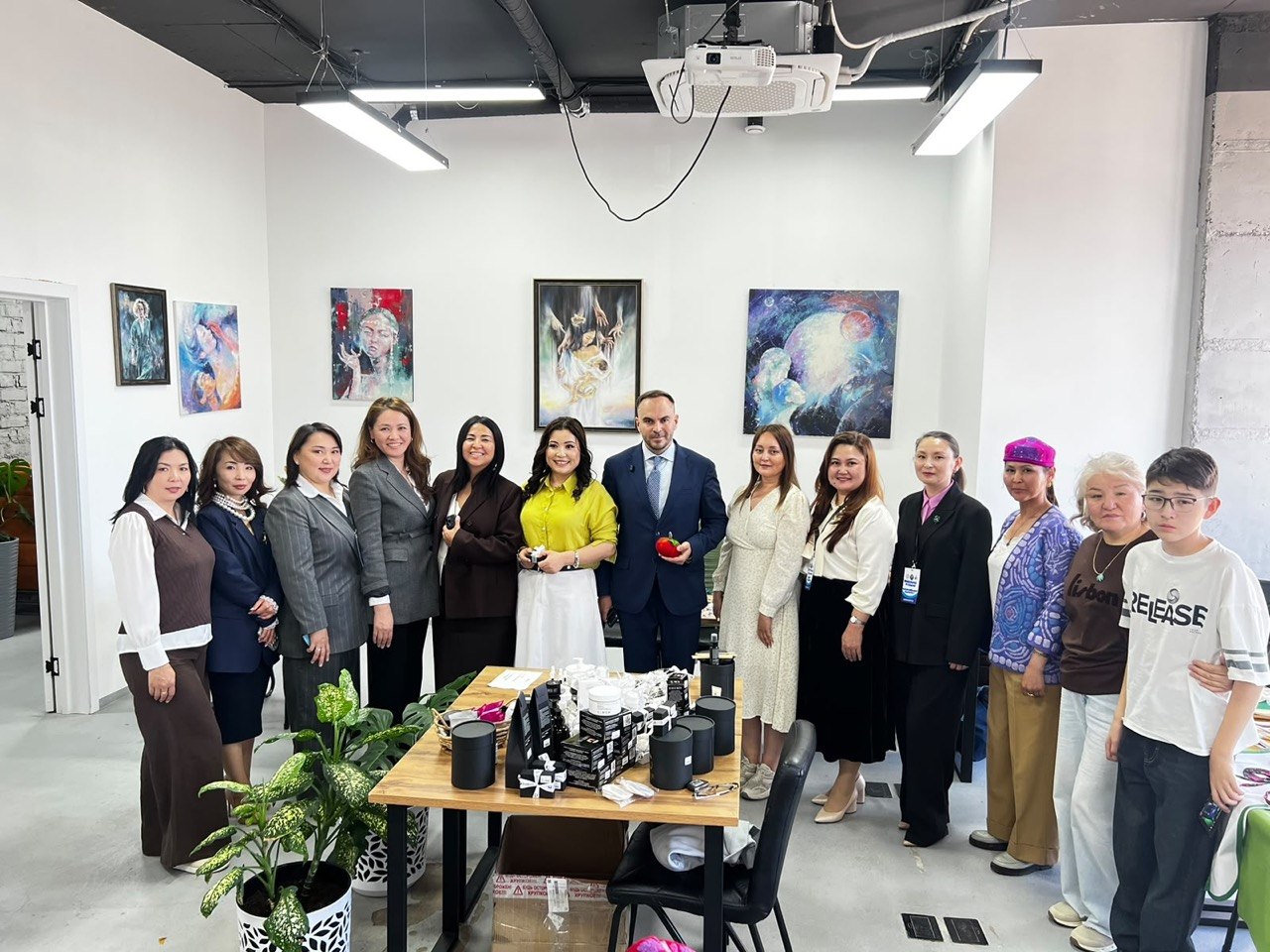 От идеи — к устойчивому бизнесу: как AU HUB превратился в пространство для людей, проектов и новых возможностей 