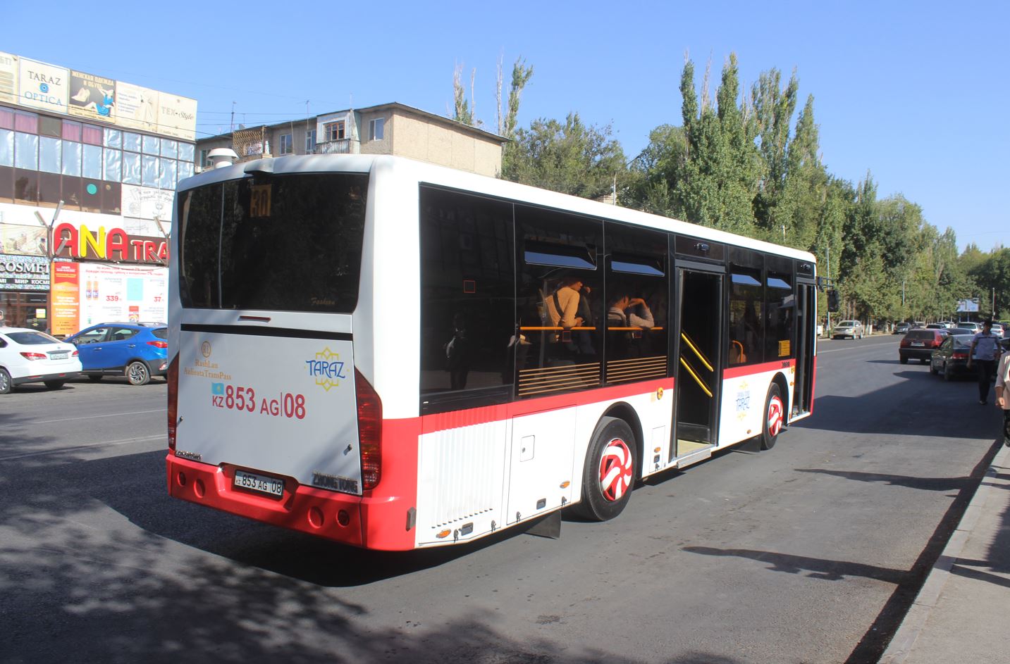 В городе Тараз ТОО «АулиеатаТрансПасс» обновил автобусы