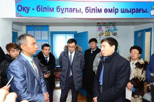 Специалисты Фонда «Даму» провели выездную консультацию в Коксуском районе Алматинской области