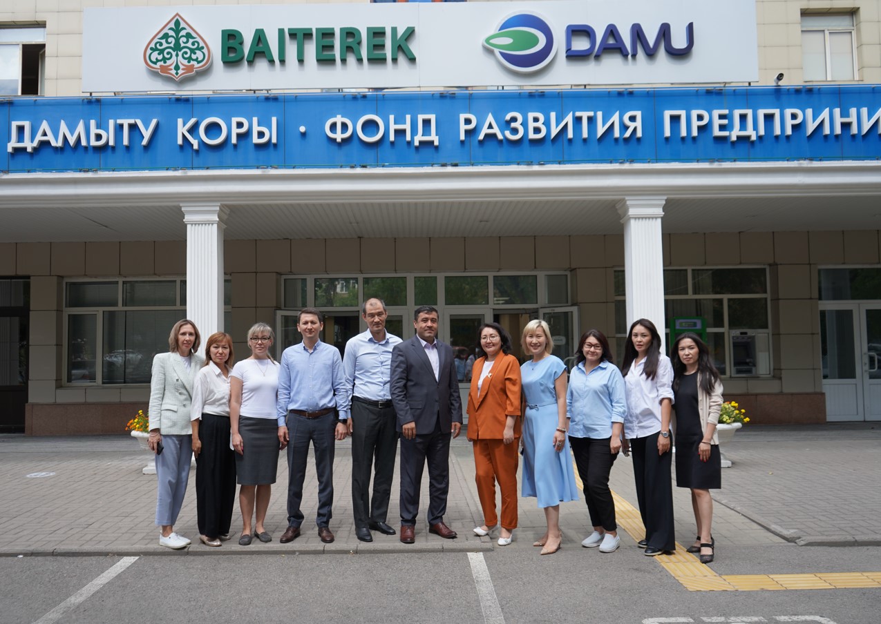 Фонд «Даму» поделился опытом с узбекскими коллегами