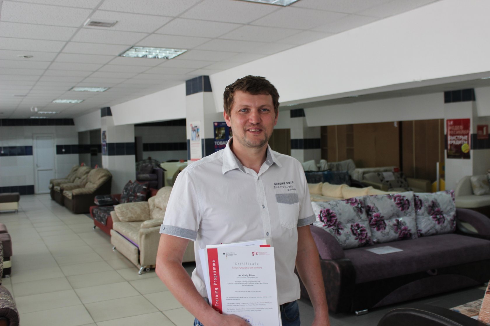 Павлодарская компания по производству мягкой мебели благодаря государственной поддержке открыла цех в г. Актау