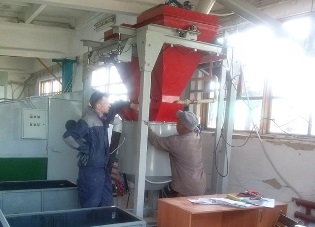 Пенсионер из Кызылординской области при поддержке государства запустил мини-завод по производству газоблоков