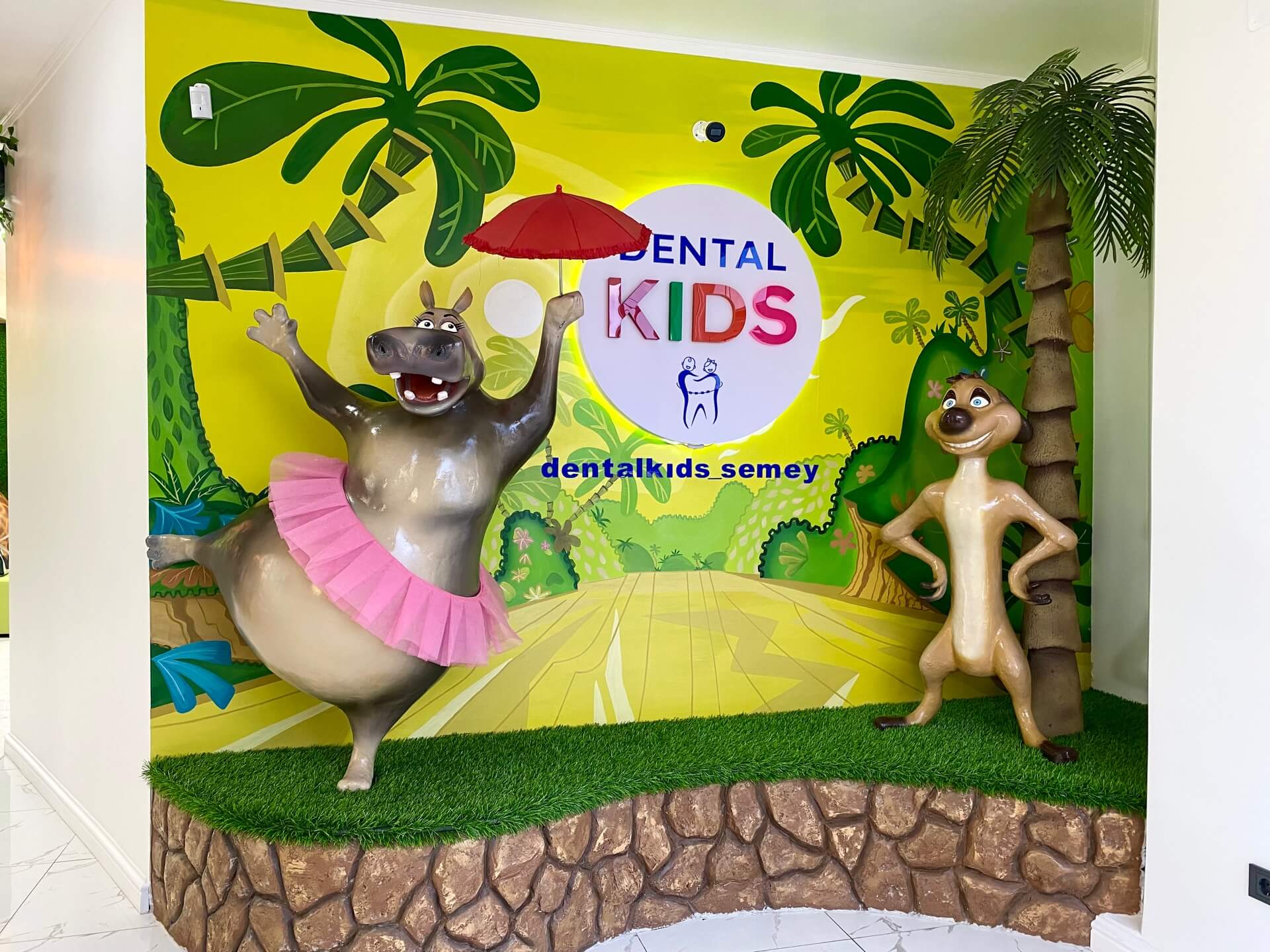 Детская стоматология «Dental Kids» в г. Семей