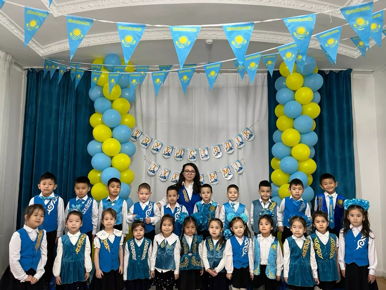 Балаға деген бір махаббатын өмірлік кәсіпке айналдырған жан 