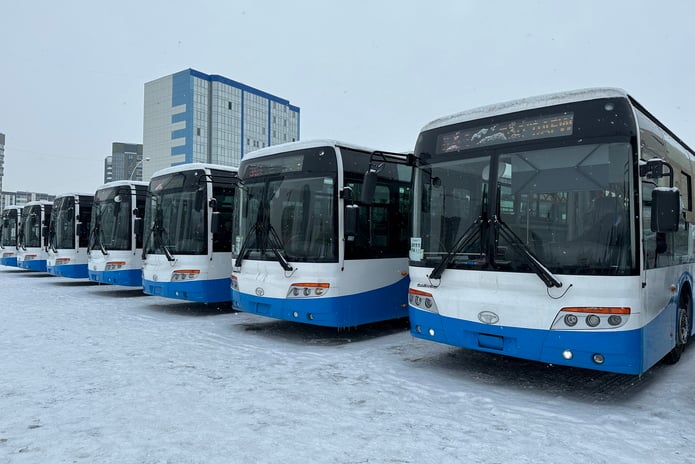 В Усть-Каменогорске продолжается обновление общественного транспорта