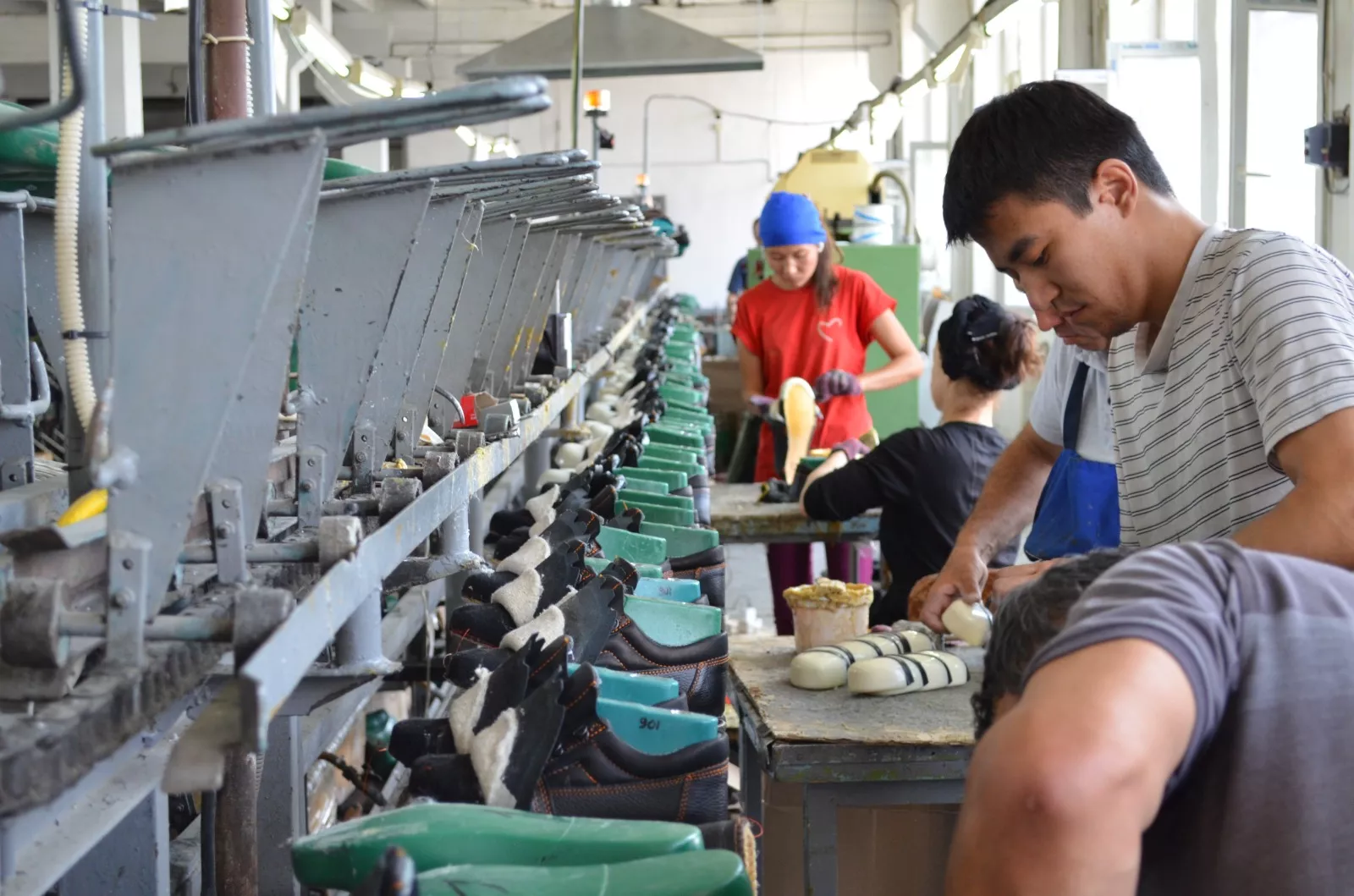 ТОО «ТаразКожОбувь»: становление и развитие успешного предприятия